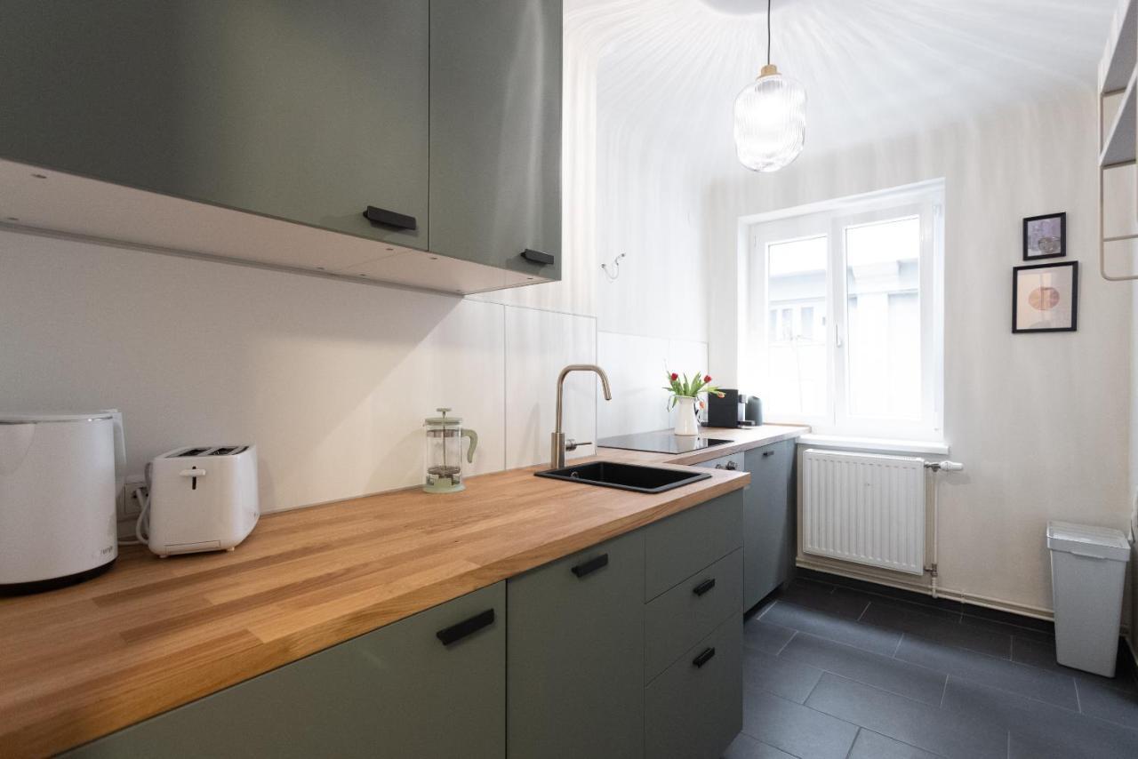 Chic 1-Bed Apt By Canal Walk To Historic Centre Wien Exterior foto